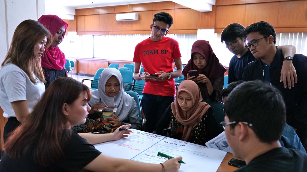 Biaya Kuliah dan Program yang Ada di Kelas Internasional UMY