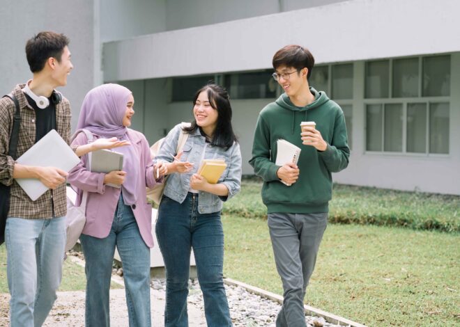 4 Kampus yang Menyediakan Program Kuliah Ekstensi D3 ke S1 Online